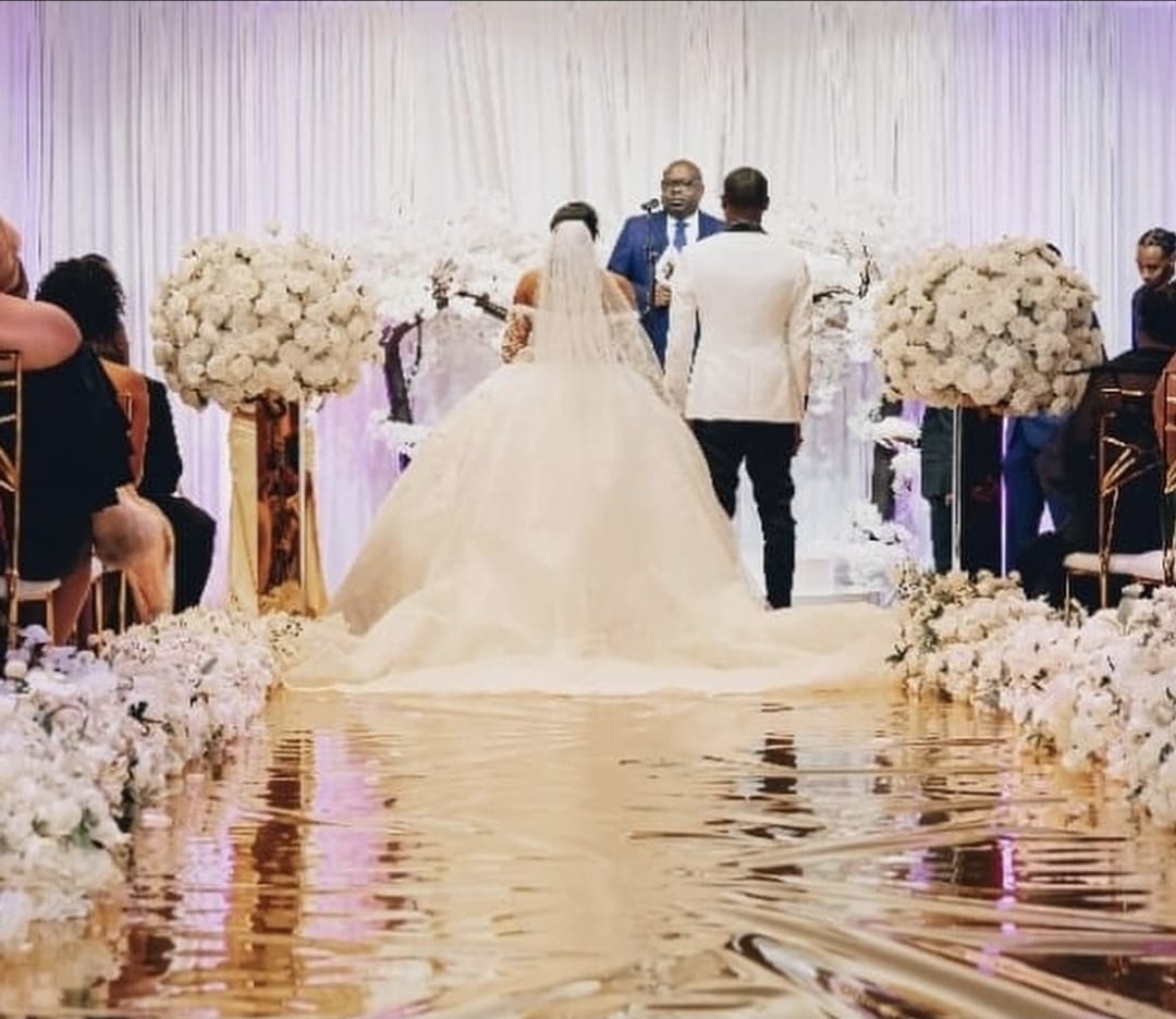 Bride walking down the reflective ceremony aisle — Alpharetta Georgia